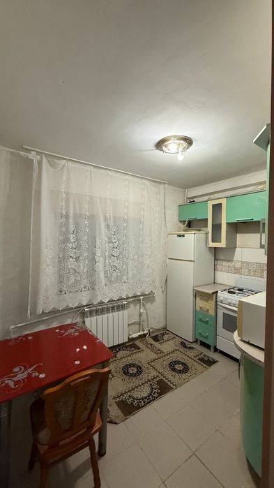3 комн Центр,,кафе Тайга,Айсберг