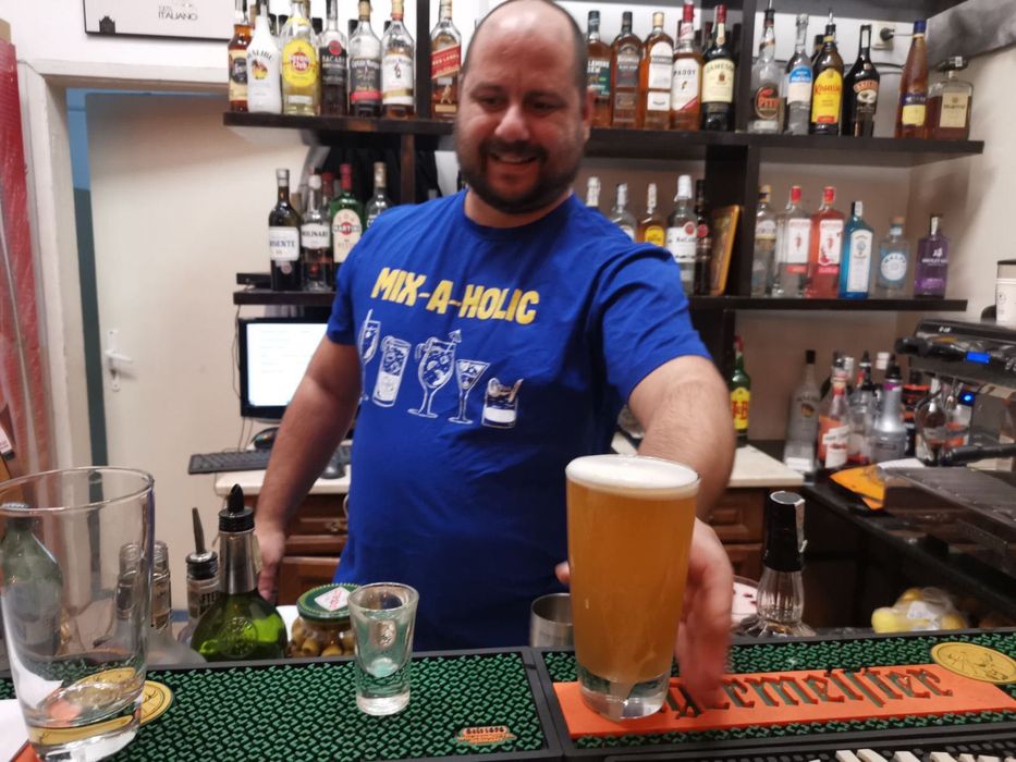 Отдавам парти зала под наем на ден!!! 300 лева през деня , 400 вечерта