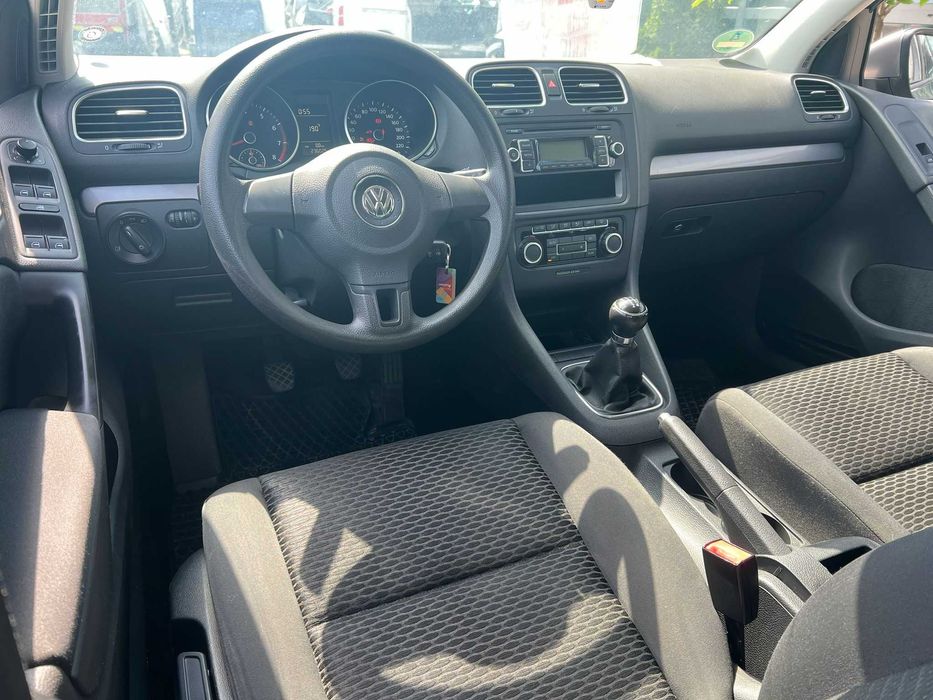 Vw golf 6 2010 1.4 benzina Avariat deplasabil