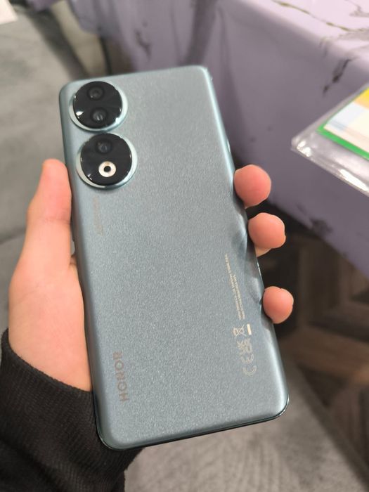 Honor 90 идеиальный