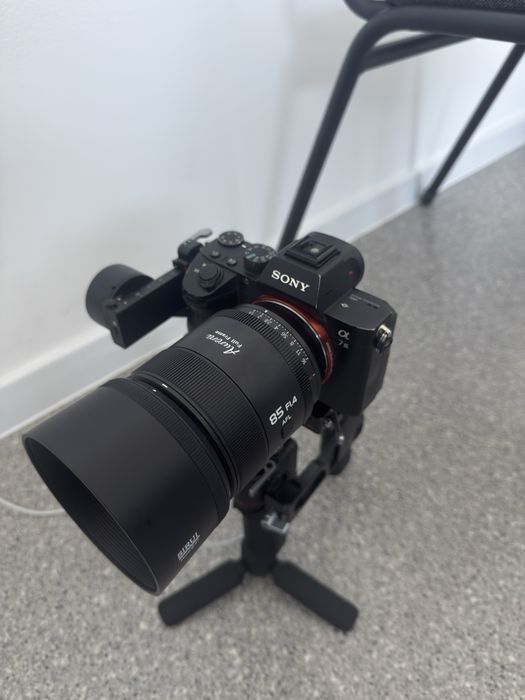 Sony a7 iii + 85mm + стабилизатор