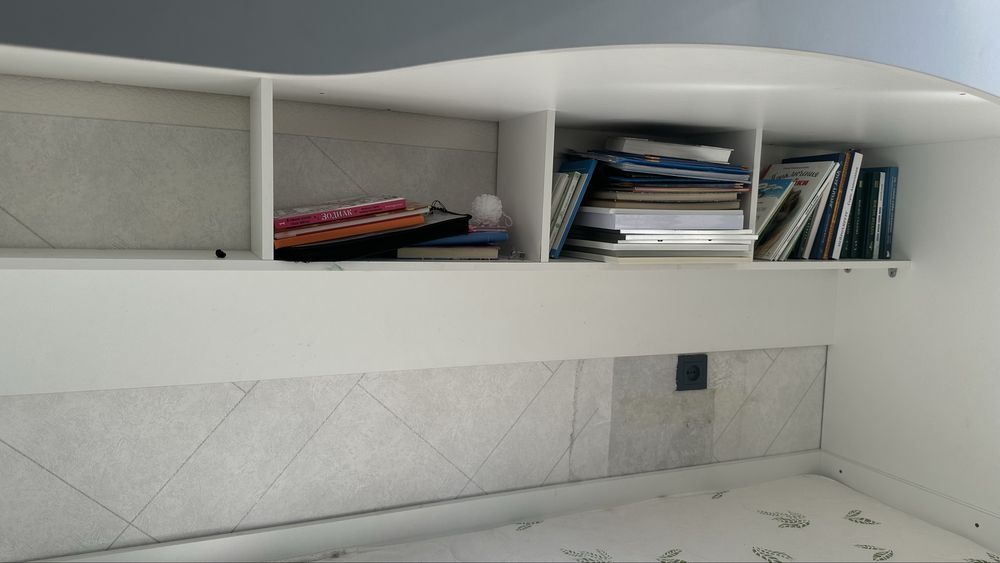 Продам двухьярустный кровать