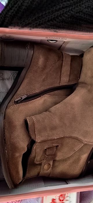 Дамски боти , естествен велур