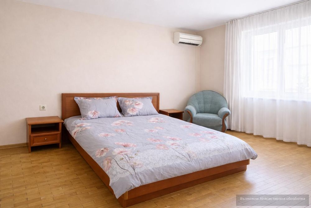 След основен ремонт! Двустаен апартамент в жк. Христо Смирненски