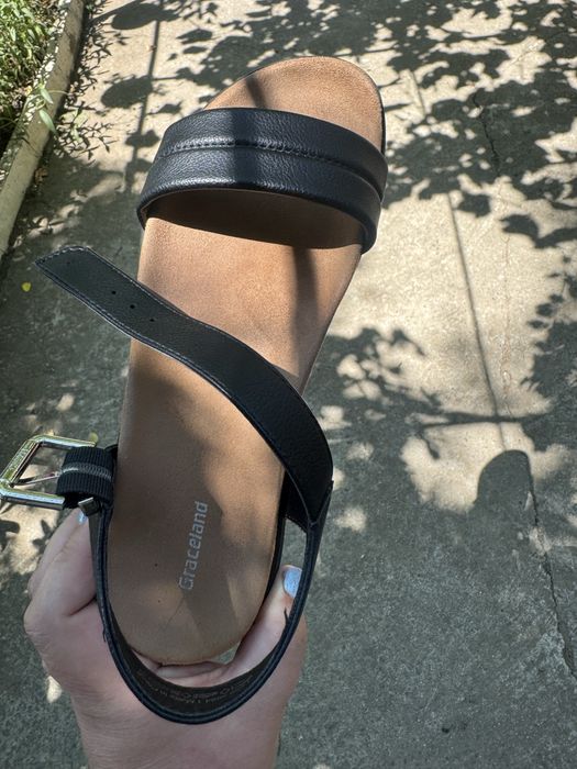 Сандали на платформа