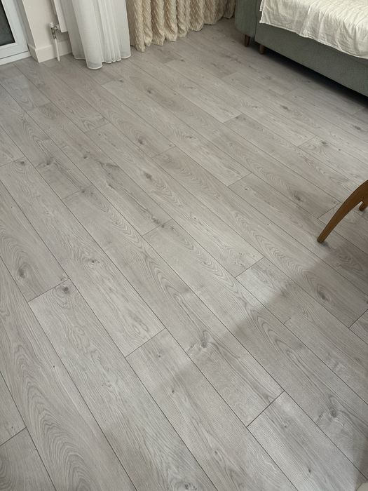 Продам ламинат б/у