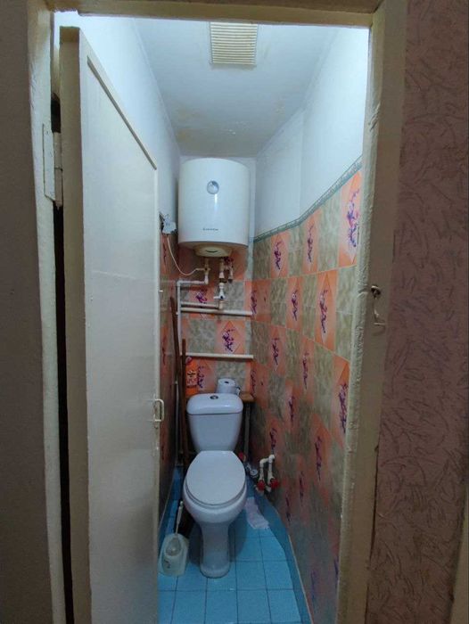 2- комнатная квартира, Чирчик, Навои, кирпичный дом Титаник