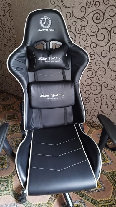 Igravoyni kreslo sotladi