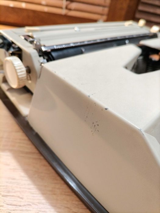 Пишеща машина Марица 23