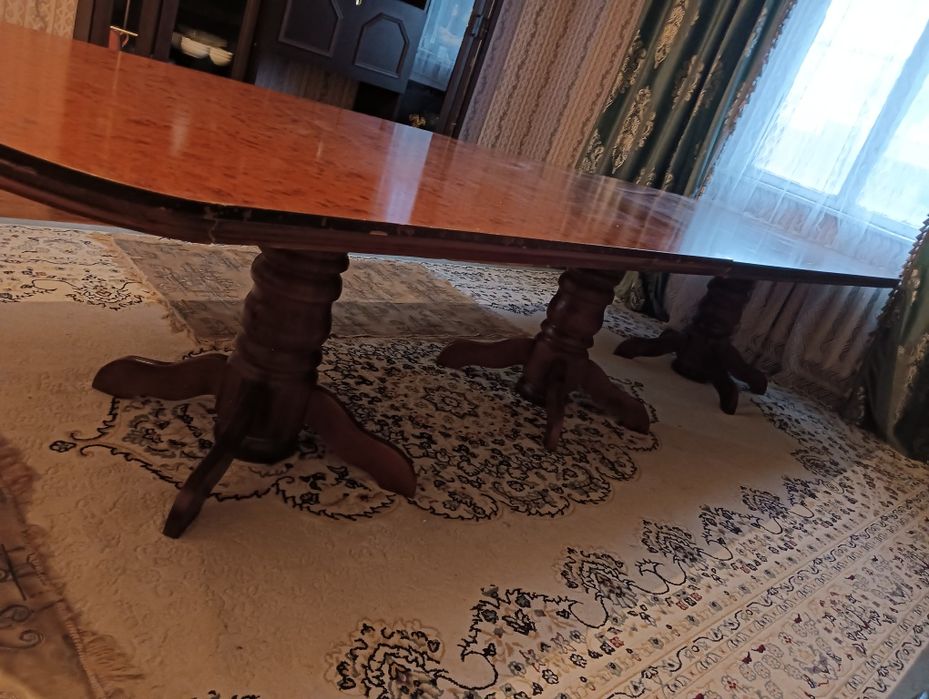 Продам стол стулья