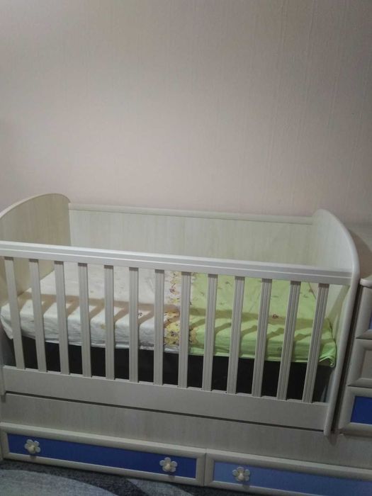 Детско креватче за 120ев.