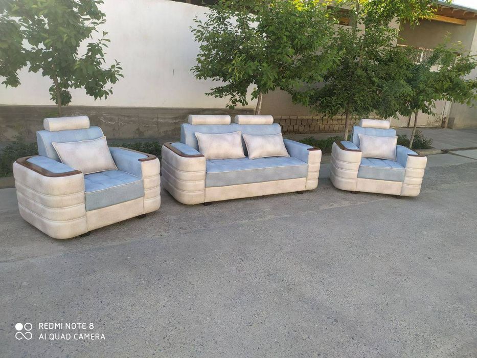 Рестоврация мягкой мебелы и обивка и ремонт