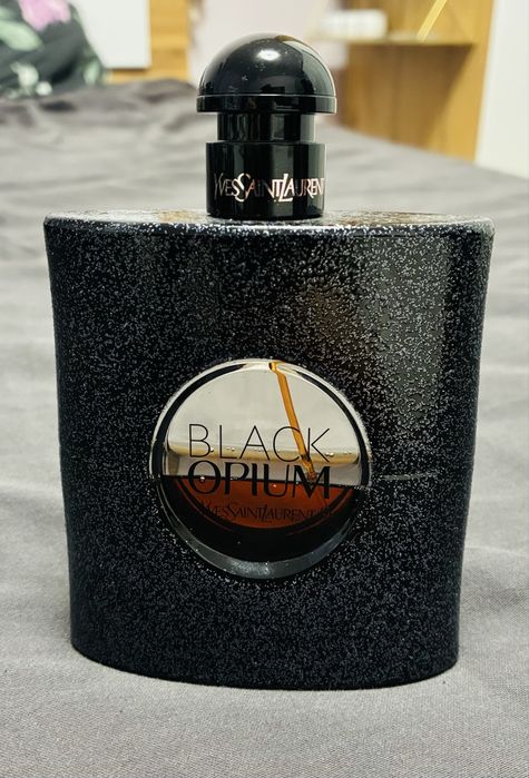 Парфюм Black Opium