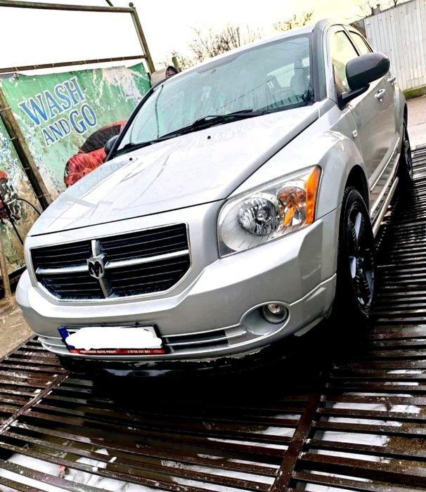 Vând Dodge Caliber
