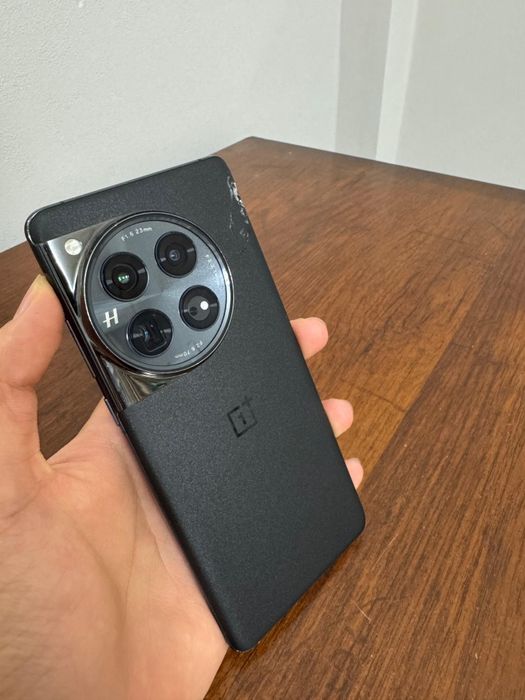 OnePlus 12 Ванплас 12