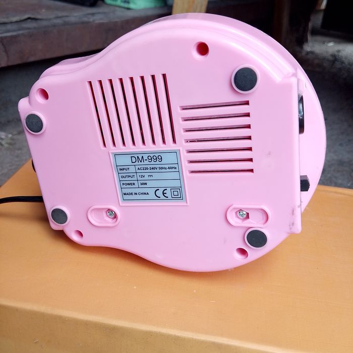 Маникюрный аппарат