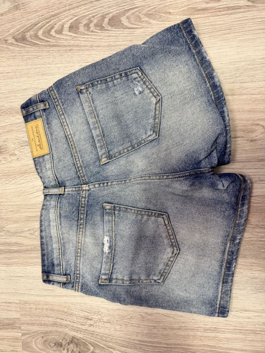 Къси дънки С/М размер