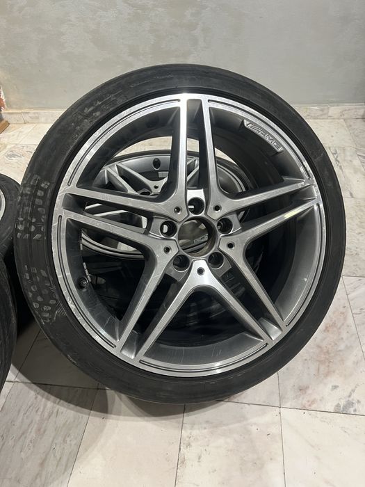 Mercedes C w204 18 AMG