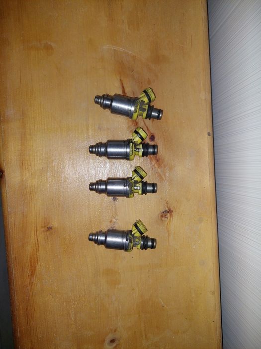 Продам форсунки для 3s двигателя