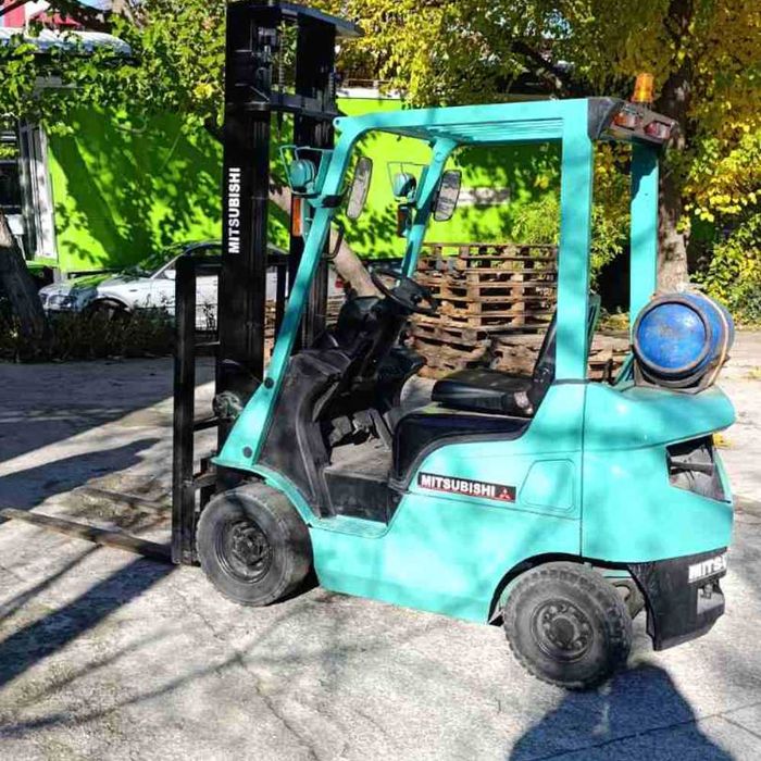 Мотокар  Mitsubishi газ - бензин 1,5 тона  100% рециклиран