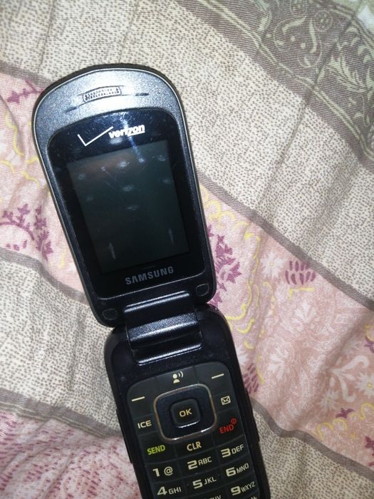 Продам Самсунг веризон густо 2