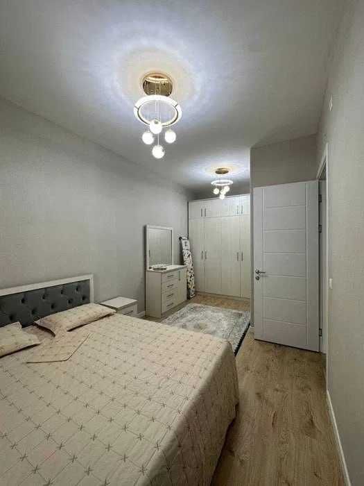 Сдаётся 2ком квартира Жк Алмазар сити 1-етаж 60м2