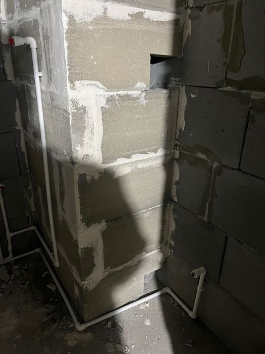 Срочно продаётся студия  в новостройки Almaz Tower возле метро Рохат