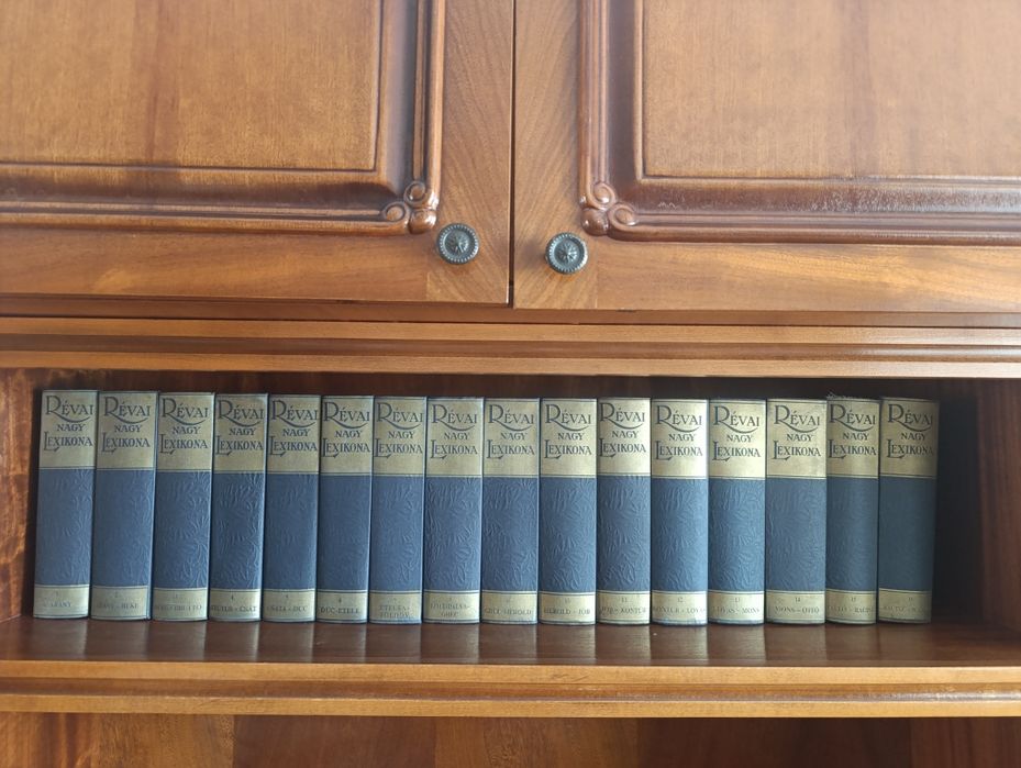 Révai lexikon 16 volume