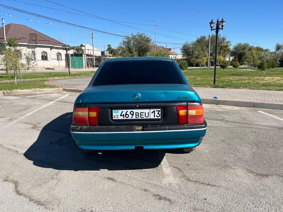 Опел вектра 1992