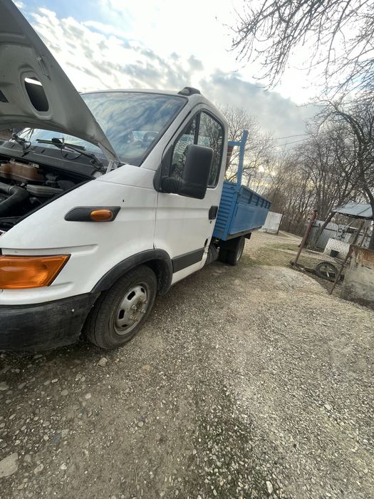 Vând IVECO daily