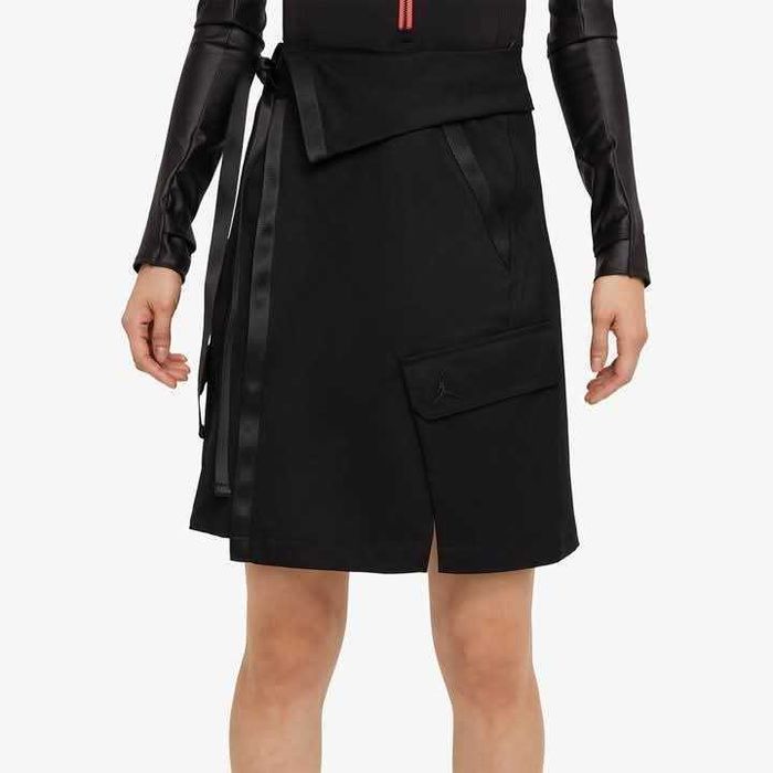 Nike  AIR JORDAN Women's Future Primal Utility Skirt