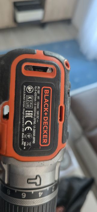 Black + Decker_Masina de găurit cu percuție  +