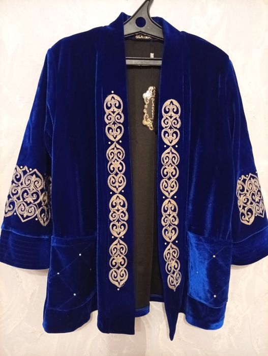 Продам камзолы-кимоно 10 тыс