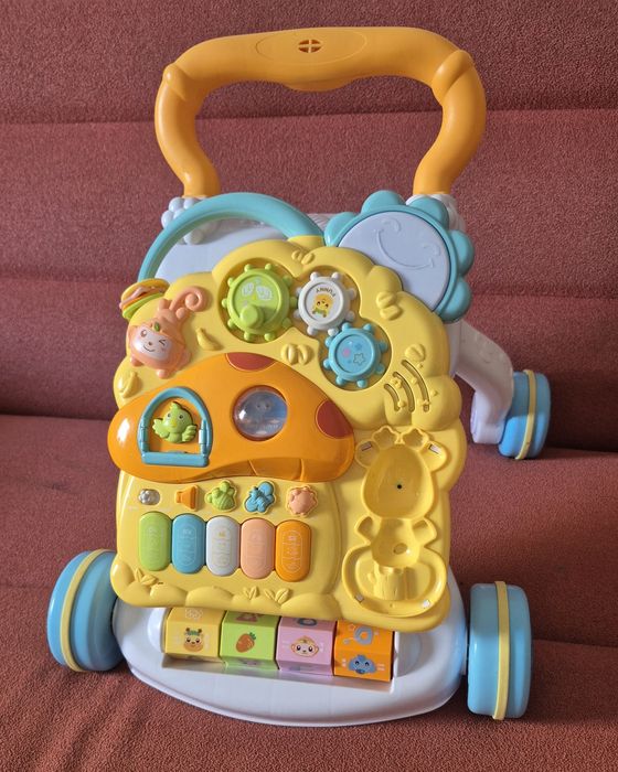 Ходунок, толкач. Учимся ходить