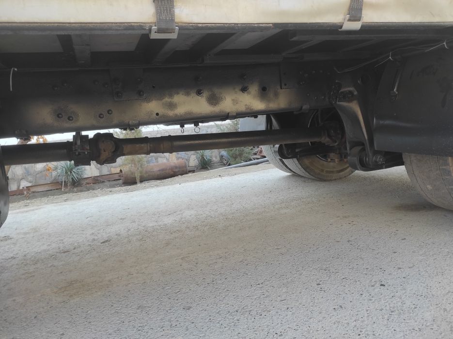 Скания паравоз сотилади