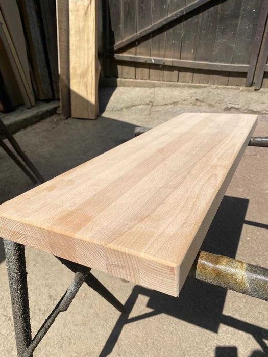 Trepte, contratrepte, podest lemn masiv (stejar, fag, frasin, nuc)