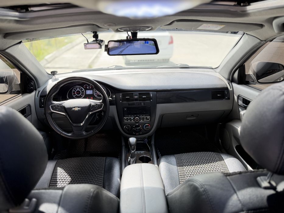 Chevrolet gentra sotiladi