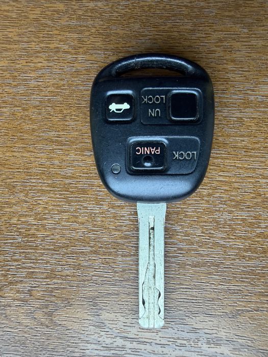 Пульт ключ чип Lexus