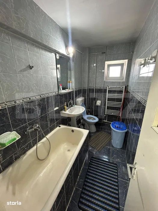 Apartament 3 camere, 68 mp, zona Pacurari