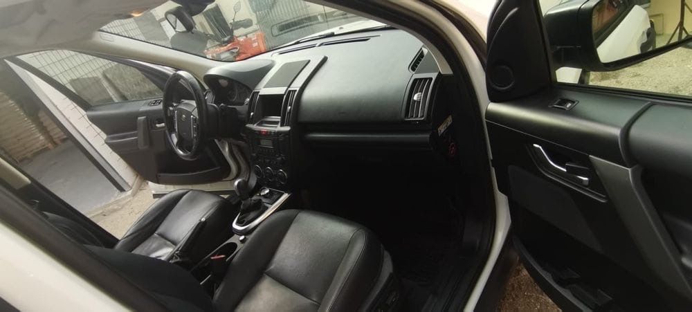 Land Rover Freelander 2