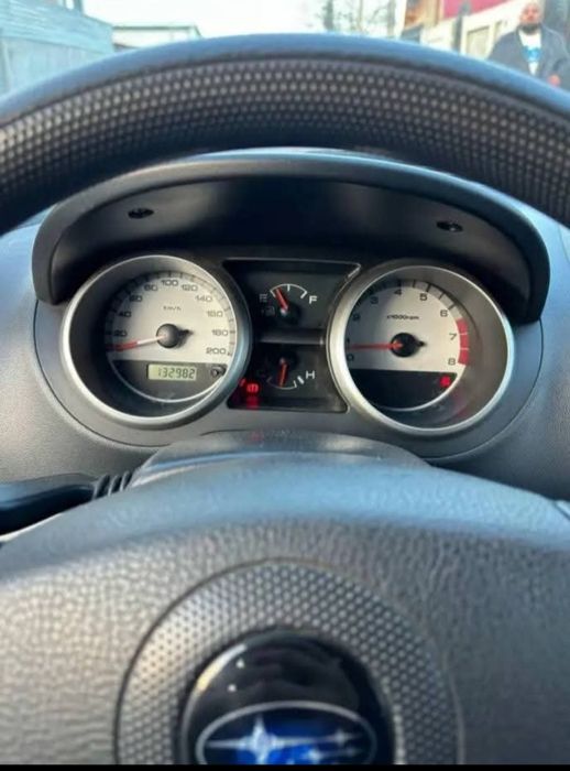 Vand Subaru just 
93 cp 4×4 
Geamuri electrice faț