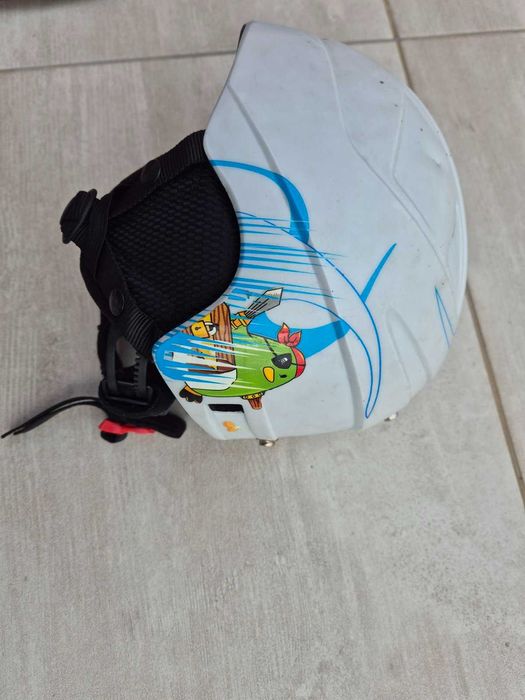 Детска каска за ски