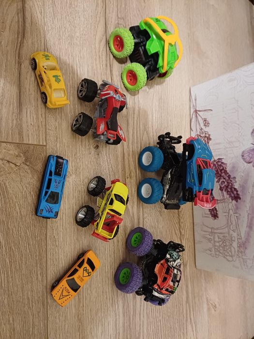 Seturi masinute jucarii 20 lei