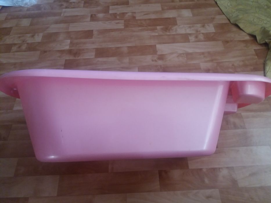 продам ванночку детскую
