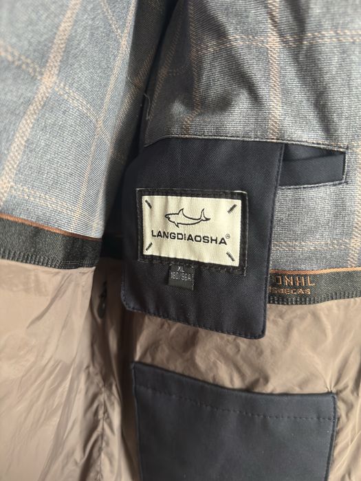 Куртка красивая