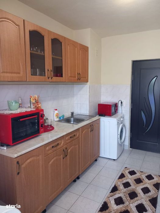 Apartament 2 camere, balcon, gata de utilizare