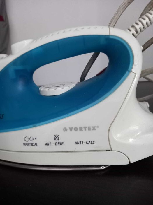 Fier de calcat cu aburi ,Vortex 2000W