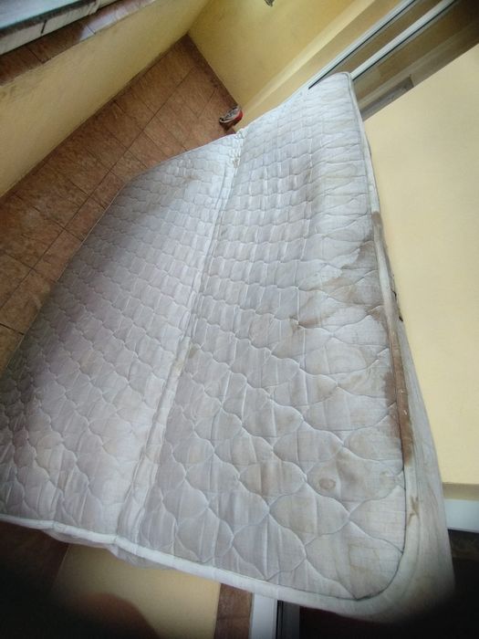 Donez saltea de  160/200