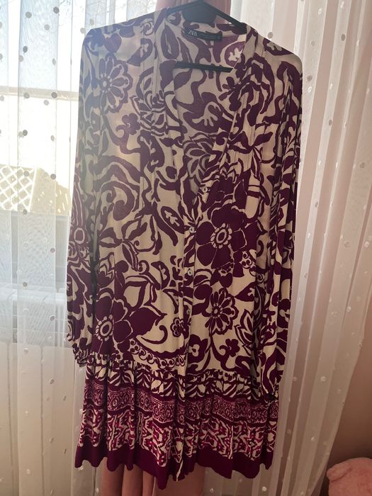 Продавам използвана рокля