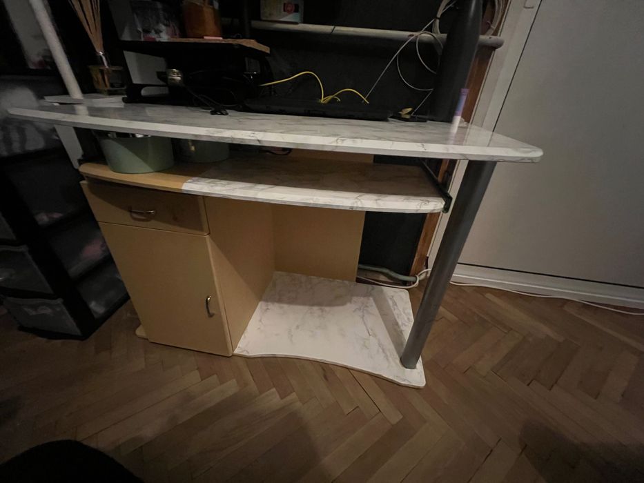 Бюро ученическо работно